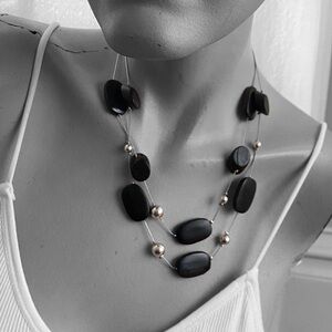 Wood bead necklace 🖤